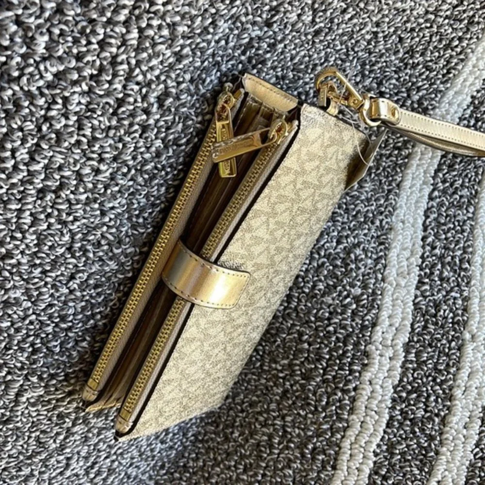 Michael Kors Jet Set Travel Large Double Zip Wristlet Wallet Pale Gold